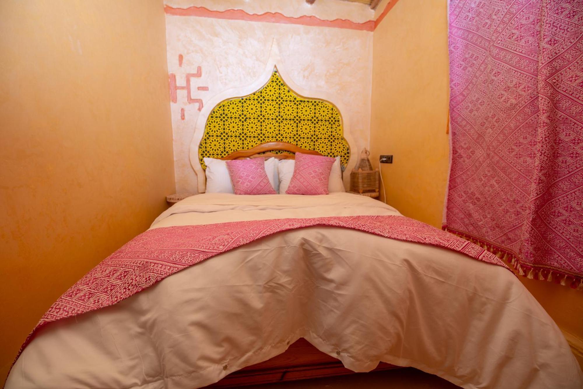 Hotel Dar Tiwira à Aït Baha Extérieur photo