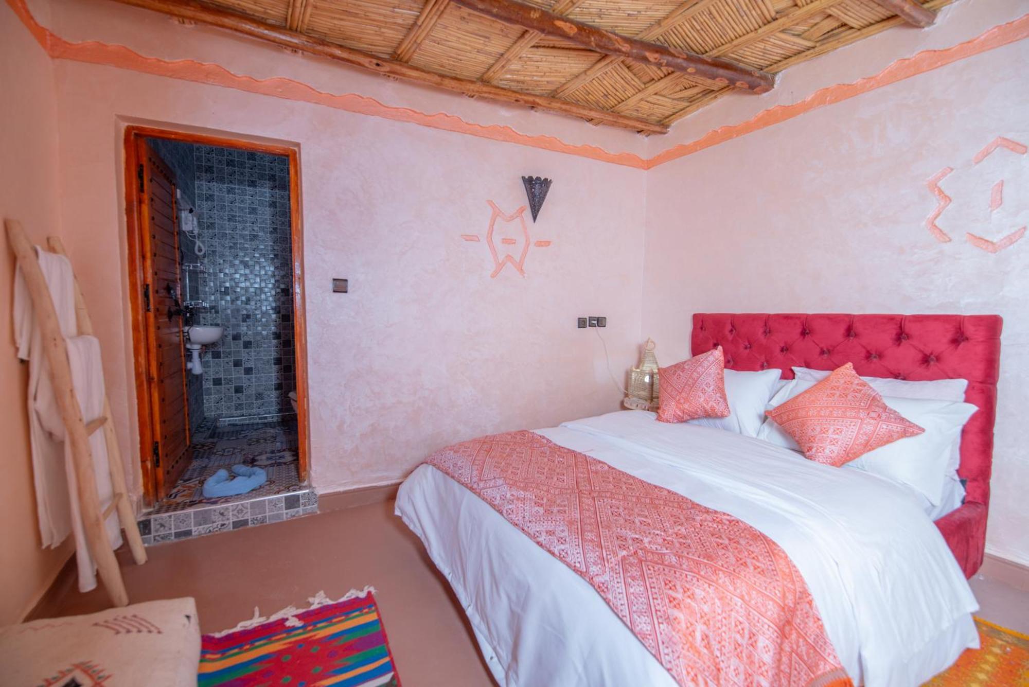 Hotel Dar Tiwira à Aït Baha Extérieur photo